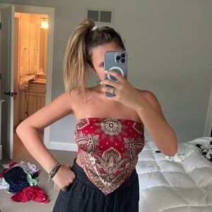 Scarf tie top
